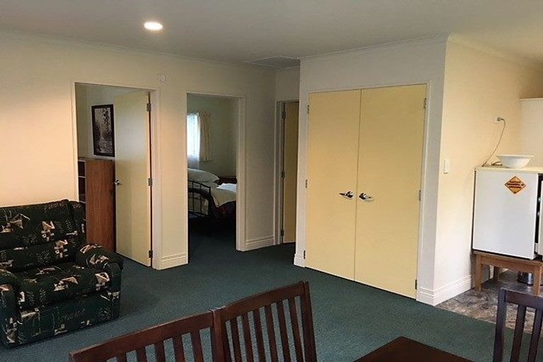 Photo of property in 1319 Kahikatea Flat Road, Kaukapakapa, 0871