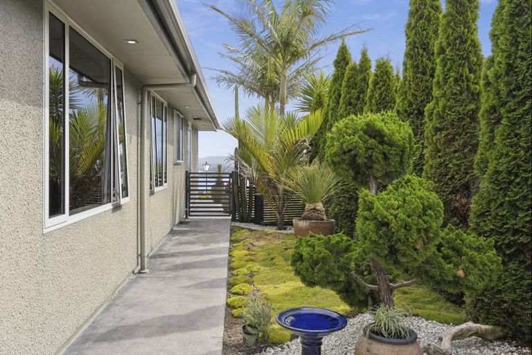 Photo of property in 6 Commodore Place, Britannia Heights, Nelson, 7010