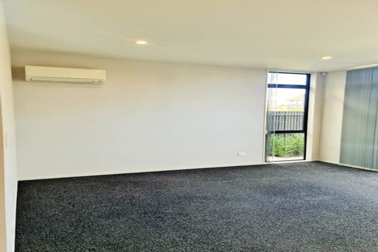 Photo of property in 5 Courage Road, Papakura, 2110