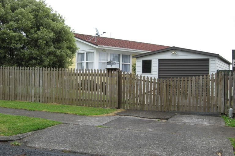 Photo of property in 3 Steen Place, Mangere Bridge, Auckland, 2022
