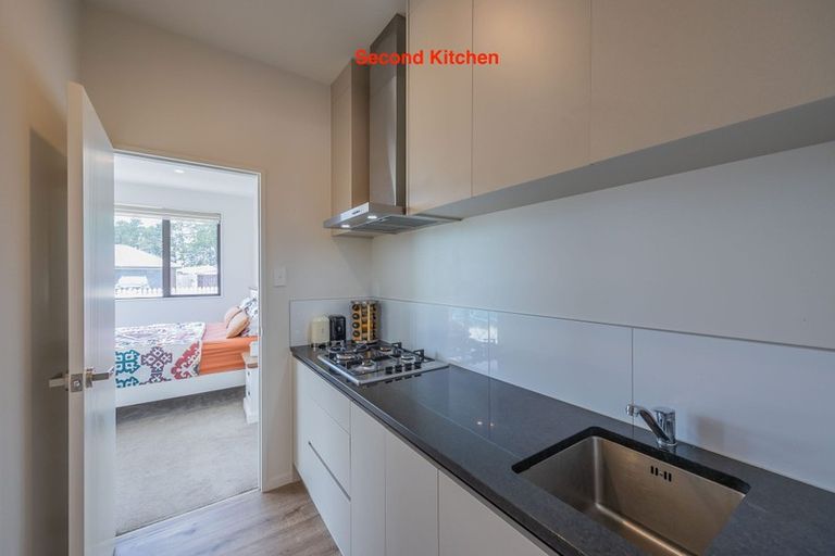 Photo of property in 7 Ropere Street, Kumeu, 0810