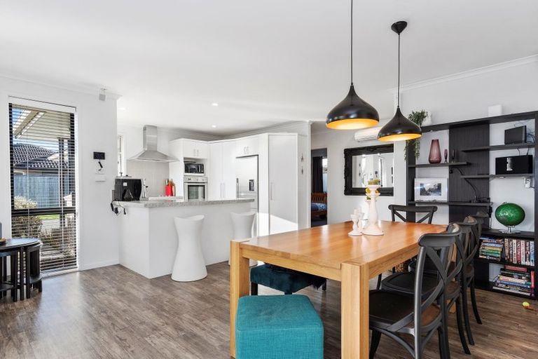 Photo of property in 7 Stenning Place, Papamoa Beach, Papamoa, 3118