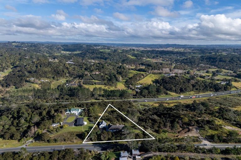 Photo of property in 1274 East Coast Road, Redvale, Albany, 0794