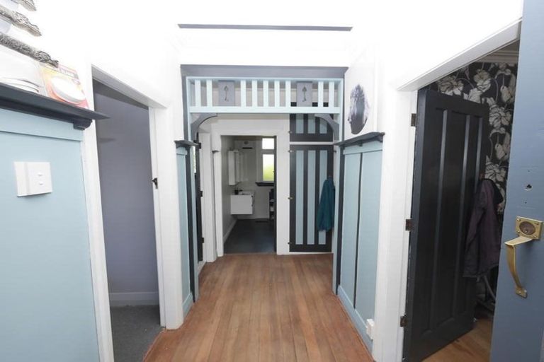 Photo of property in 335 Ravensbourne Road, Maia, Dunedin, 9022