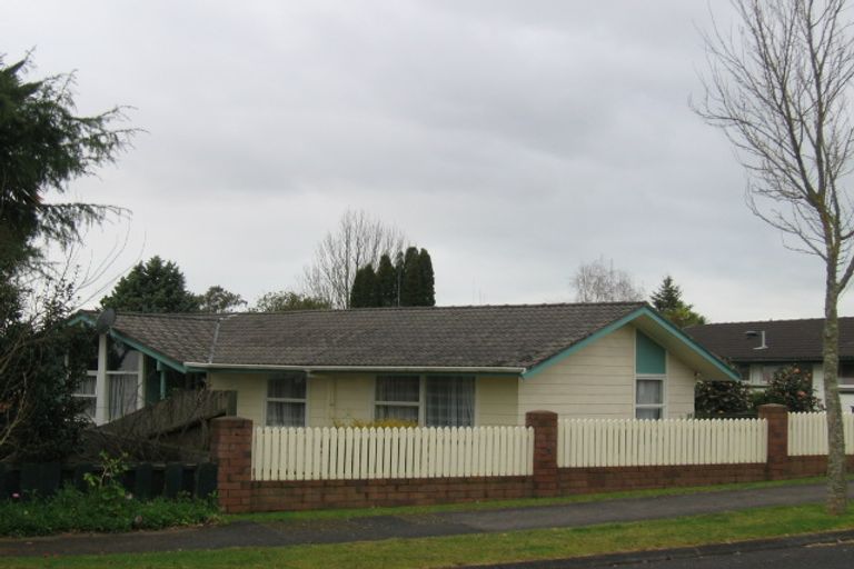 Photo of property in 17 Ross View Terrace, Dinsdale, Hamilton, 3204