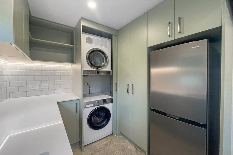 Photo of property in 242b Tinakori Road, Thorndon, Wellington, 6011