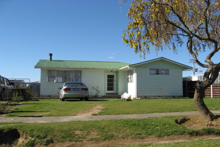 Photo of property in 11 Bovis Street, Shannon, 4821