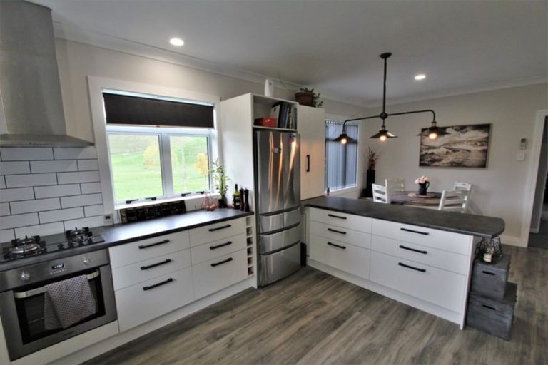 Photo of property in 21 West Road, Tokoroa, 3491