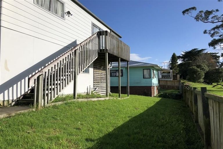 Photo of property in 2/25 Christmas Road, Manurewa, Auckland, 2102