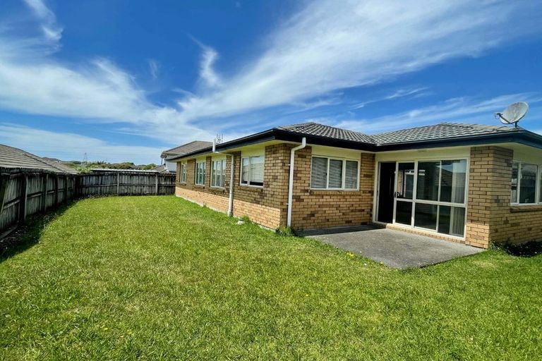 Photo of property in 28 Raphoe Road, Flat Bush, Auckland, 2019