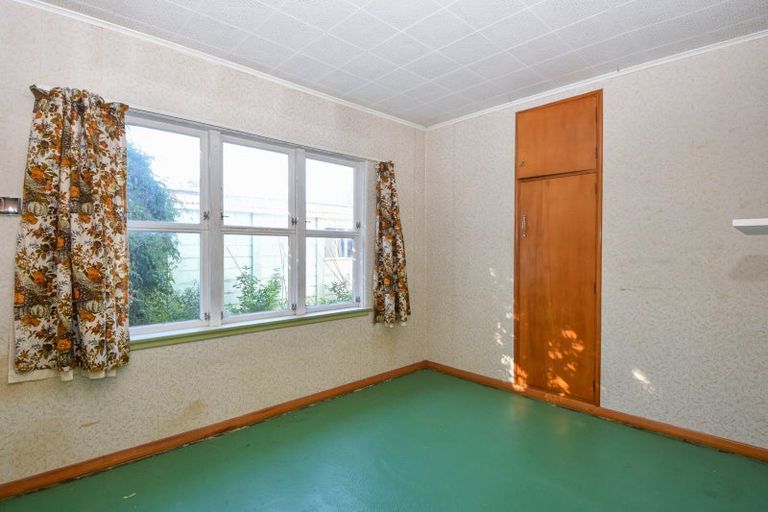 Photo of property in 27 Taverner Street, Carterton, 5713