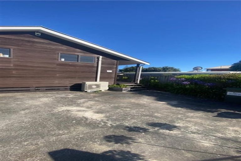 Photo of property in 15 Babbacombe Avenue, Otaki Beach, Otaki, 5512