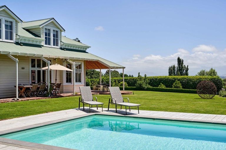 Photo of property in 8 Maungahina Road, Te Ore Ore, Masterton, 5886