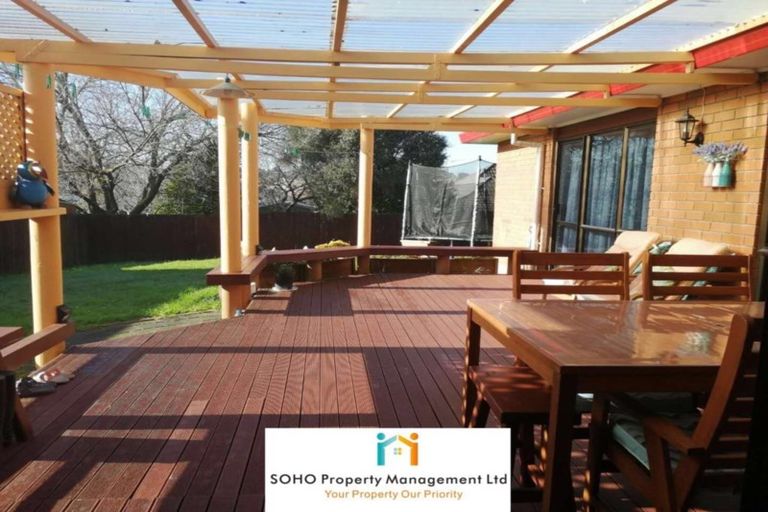 Photo of property in 234 Botany Road, Golflands, Auckland, 2013