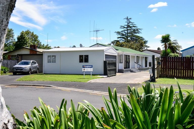 Photo of property in 4a Saint Lukes Place, Bader, Hamilton, 3206