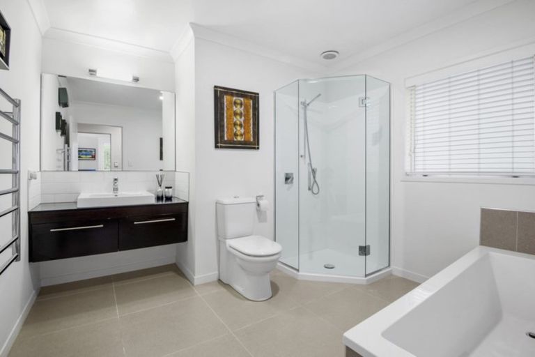 Photo of property in 216 Ness Valley Road, Ness Valley, Papakura, 2585