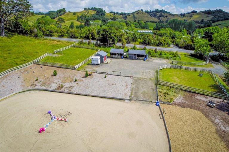 Photo of property in 741 Wainui Road, Wainui, Silverdale, 0992