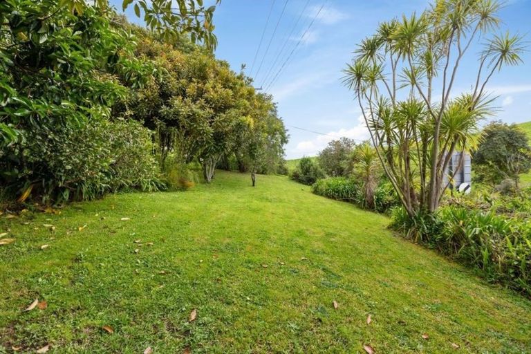 Photo of property in 5 Mabbett Lane, Waimauku, 0883