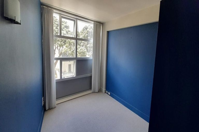 Photo of property in St Pauls Apartments, 12/43 Mulgrave Street, Thorndon, Wellington, 6011