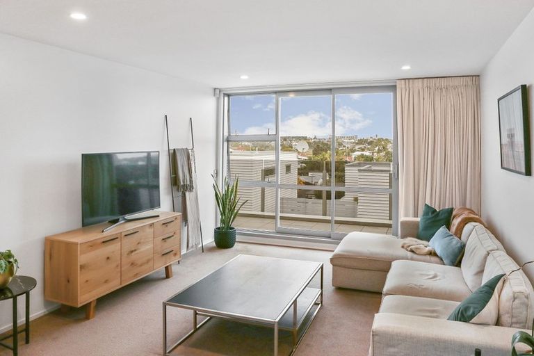Photo of property in 1d/2 Dickens Street, Grey Lynn, Auckland, 1021