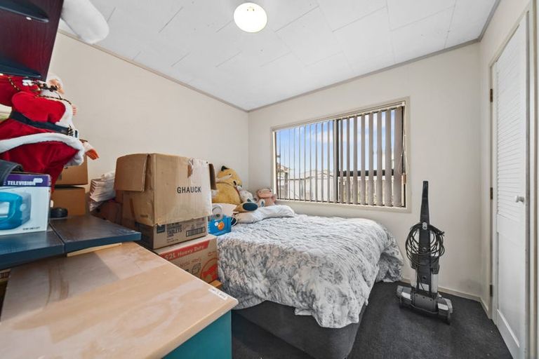 Photo of property in 13 Melleray Place, Randwick Park, Auckland, 2105