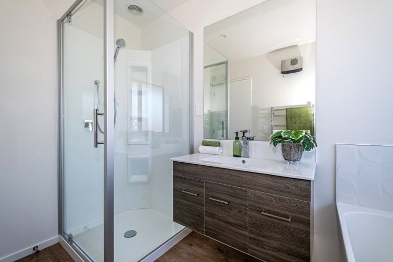 Photo of property in 5 Arrowsmith Drive, Clover Park, Auckland, 2019