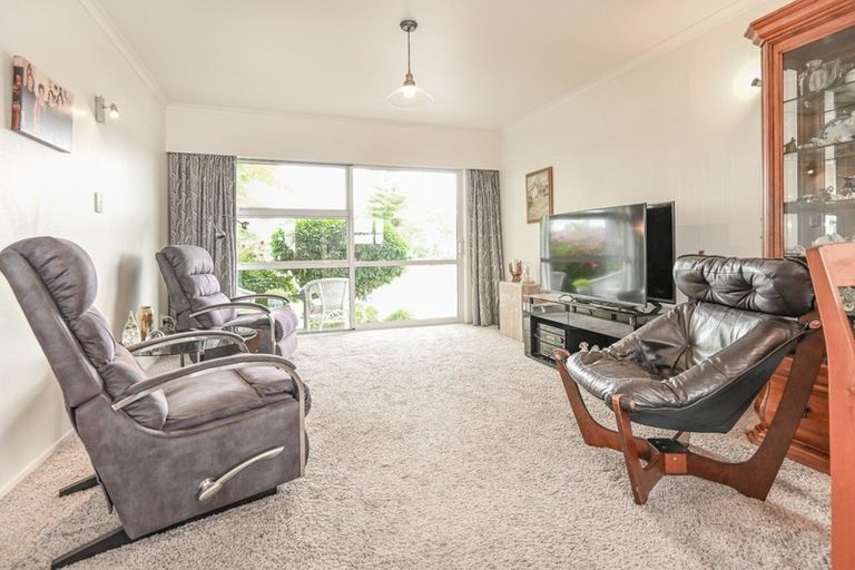 Photo of property in 1/90 Napier Road, Havelock North, 4130
