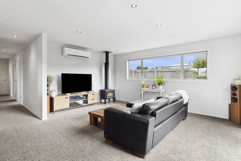 Photo of property in 2b Pebble Lane, Wanaka, 9305