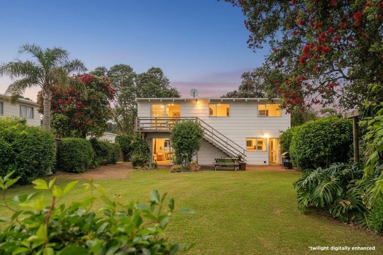 Photo of property in 54 Oyster Drive, Cooks Beach, Whitianga, 3591