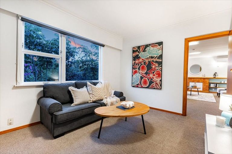 Photo of property in 8 Jalna Avenue, Khandallah, Wellington, 6035