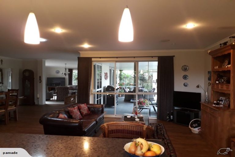 Photo of property in 36a Madison Street, Cambridge, 3434