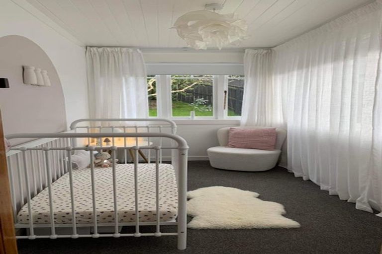 Photo of property in 41 Hillsborough Road, Hillsborough, Auckland, 1042