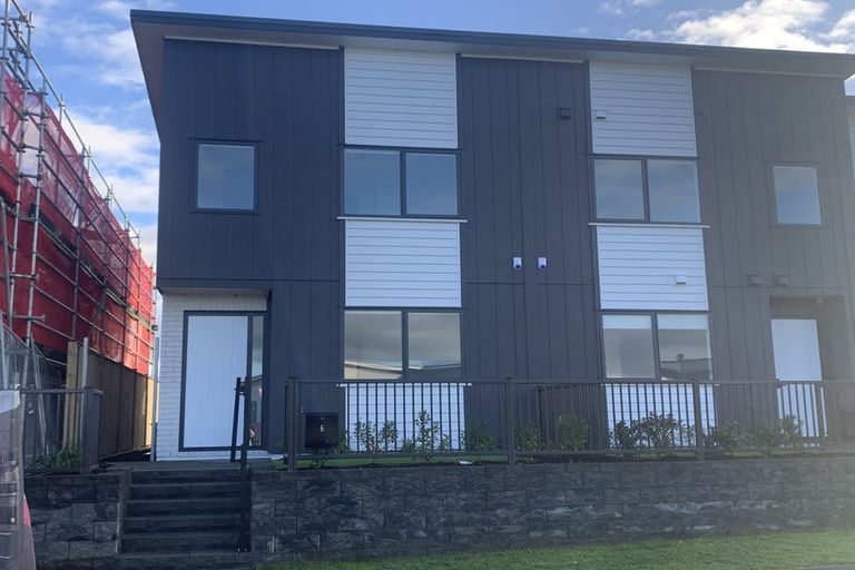 Photo of property in 6 Gosper Road, Takanini, 2112