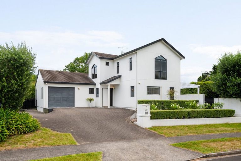 Photo of property in 35 Keswick Crescent, Huntington, Hamilton, 3210