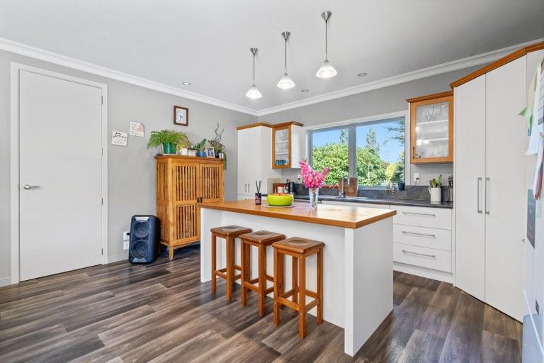 Photo of property in 17 Memorial Avenue, Drummond, Otautau, 9683