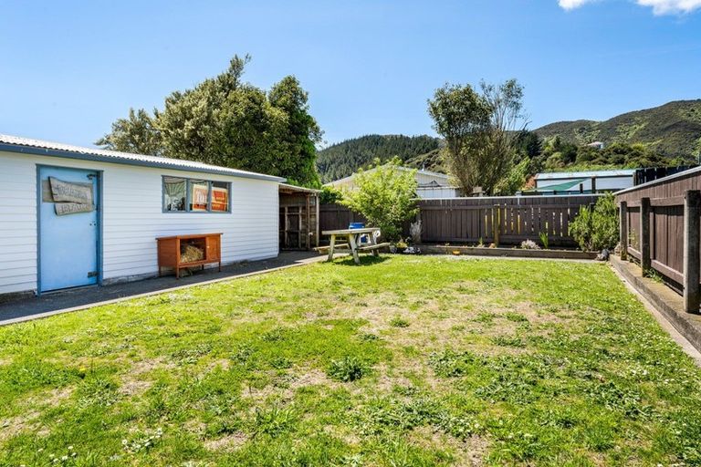 Photo of property in 126 Wise Street, Wainuiomata, Lower Hutt, 5014