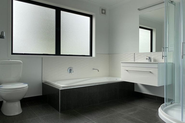 Photo of property in 60a West Street, Pukekohe, 2120