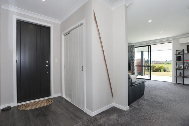 Photo of property in 6 George Street, Bulls, 4818