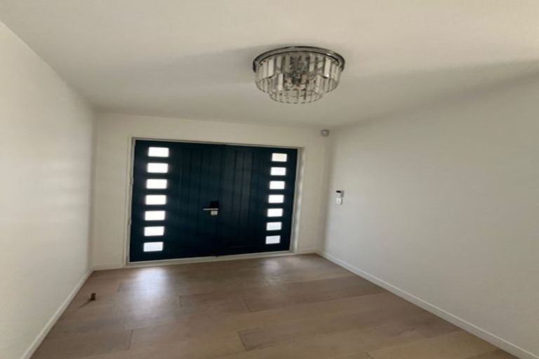 Photo of property in 12 Marae Road, Greenhithe, Auckland, 0632