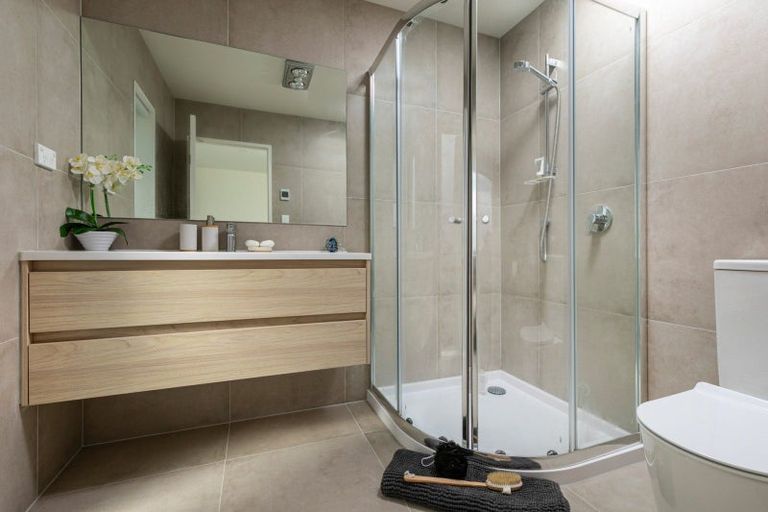 Photo of property in 165 Millwater Parkway, Silverdale, 0932