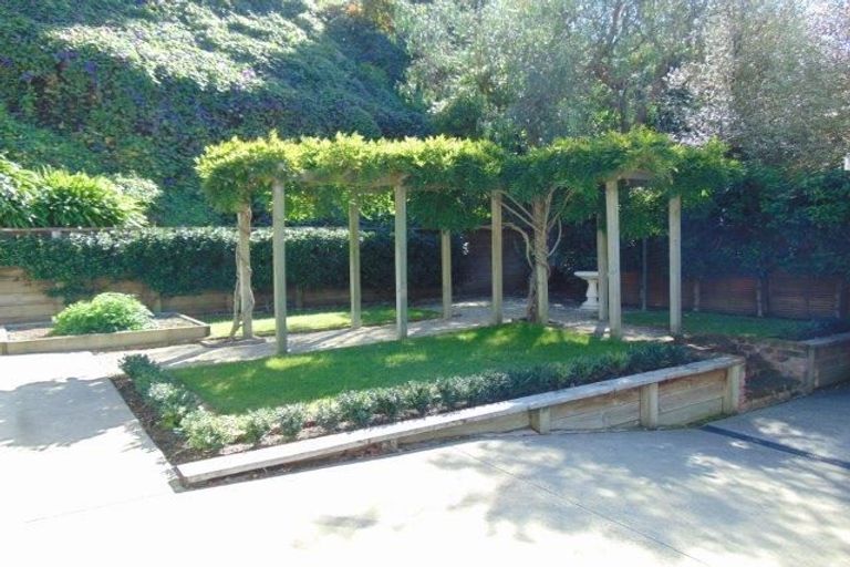 Photo of property in 21 Goldsmith Road, Hospital Hill, Napier, 4110