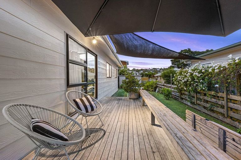 Photo of property in 47 Ladies Mile, Manly, Whangaparaoa, 0930