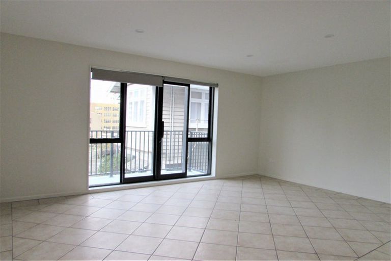 Photo of property in 143-145 Ghuznee Street, Te Aro, Wellington, 6011
