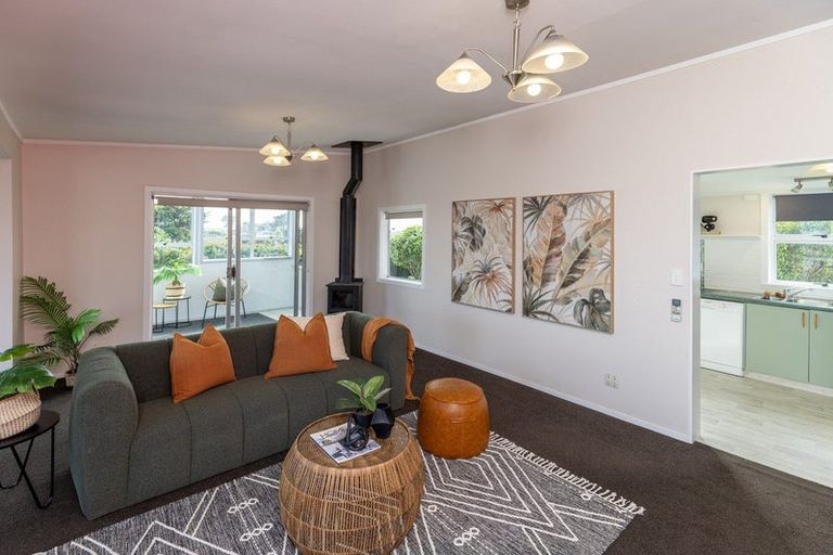 Photo of property in 13 The Crescent, Raumati South, Paraparaumu, 5032