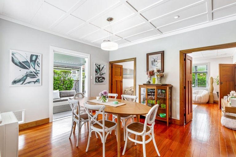 Photo of property in 10 Sunderland Avenue, Hobsonville, Auckland, 0616