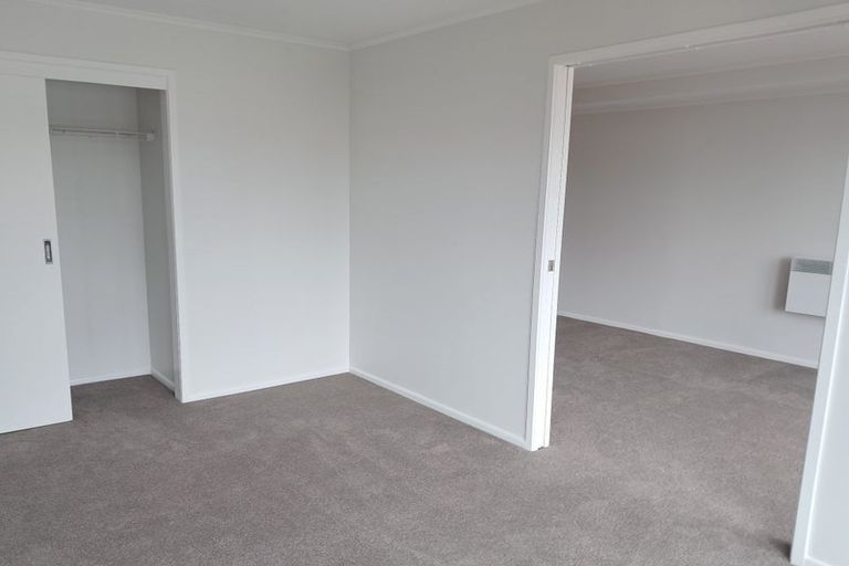 Photo of property in 2e/30 Westward Ho, Glen Eden, Auckland, 0602