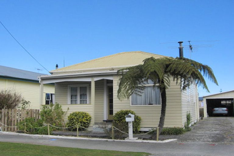 Photo of property in 70 Fox Street, Cobden, Greymouth, 7802