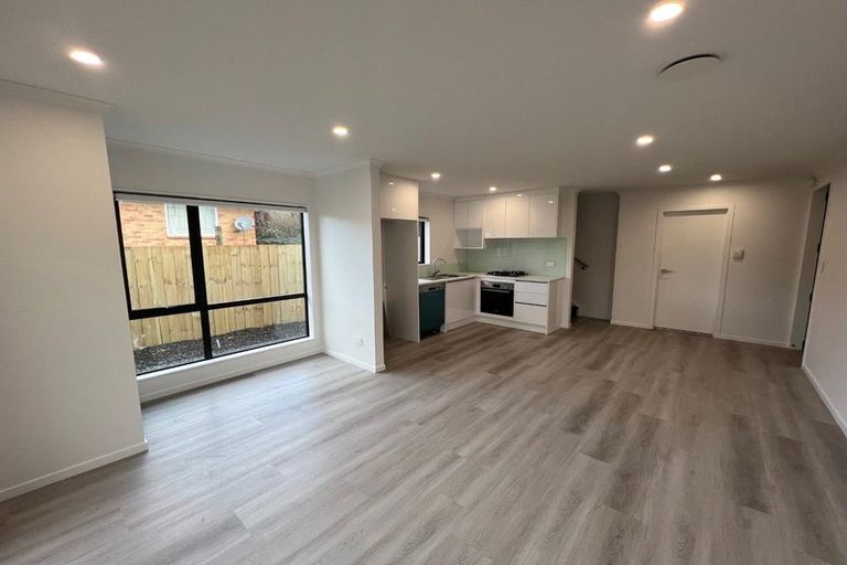 Photo of property in 6/27 Wentworth Avenue, Papatoetoe, Auckland, 2025