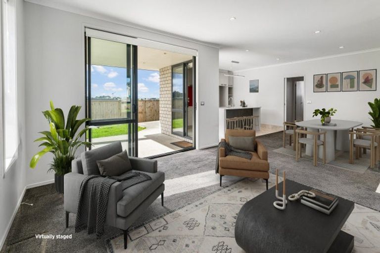 Photo of property in 15 Pyne Crescent, Pokeno, 2402