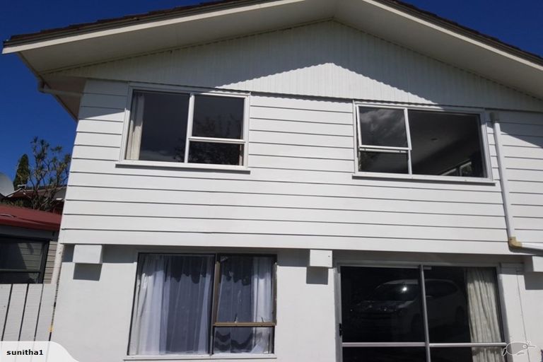 Photo of property in 4 Tacitus Place, Totara Vale, Auckland, 0629